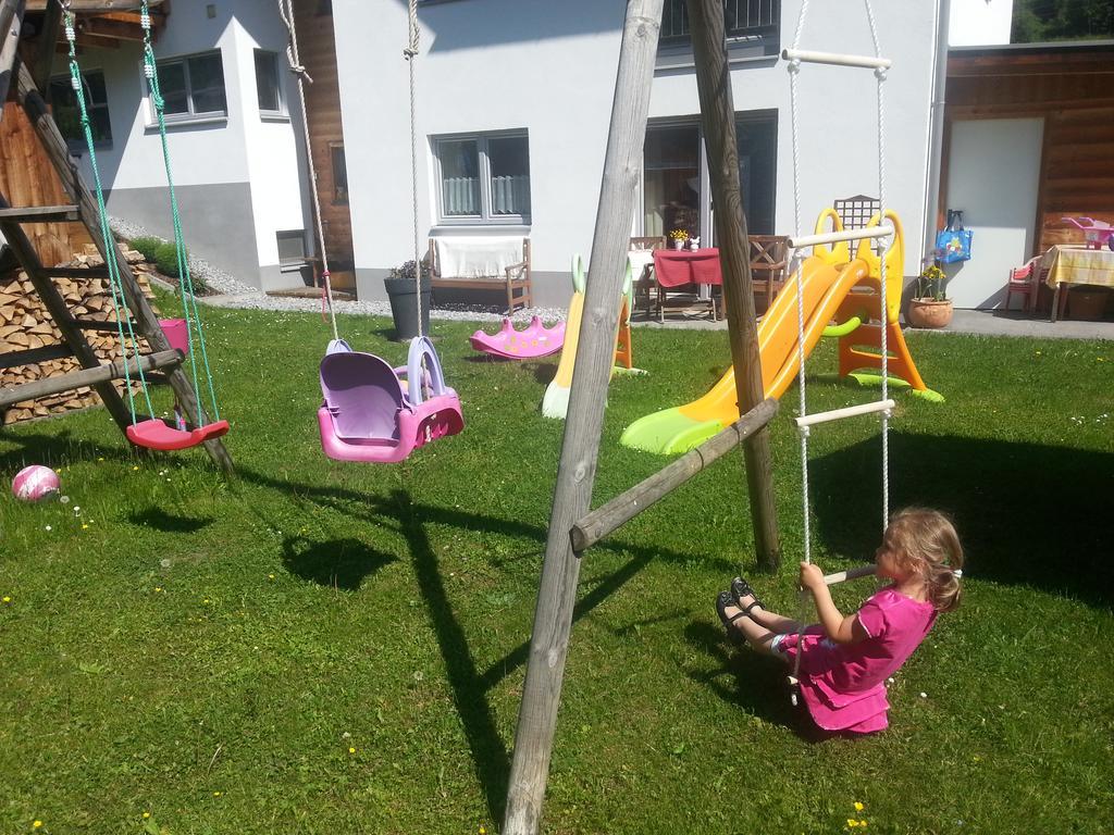 Gundi Pettneu am Arlberg